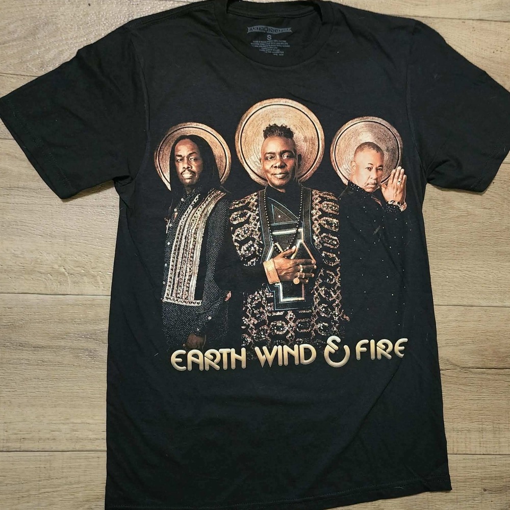 Earth Wind & Fire Sing A Song All Night Long Tour 2023 Band Tee Black Mens Small